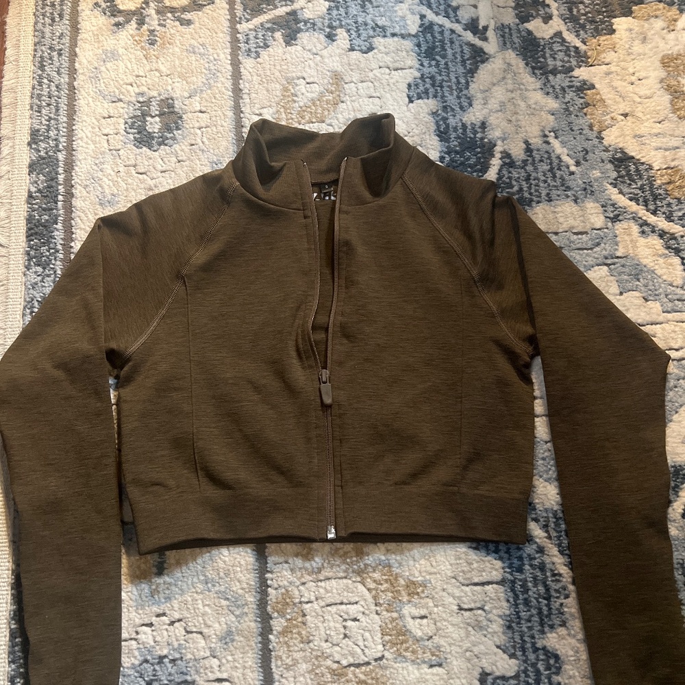 Alphalete Amplify Canteen Cropped Jacket